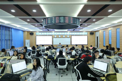 從幾何缺陷到穩健重建 紋理對視覺感知的雙刃劍效應